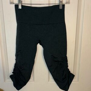 Lulu cropped leggings
